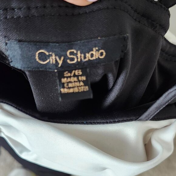 City Studios Juniors' Bow-Trim Fit & Flare Dress - Size 5/6 - Picture 5 of 5